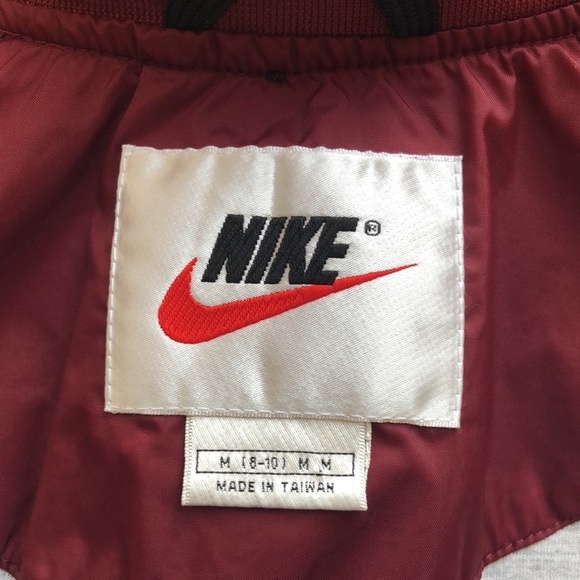 COPY - Women’s VINTAGE Nike Black/Maroon Windbreaker Jacket sz M (8-10) - Picture 3 of 16